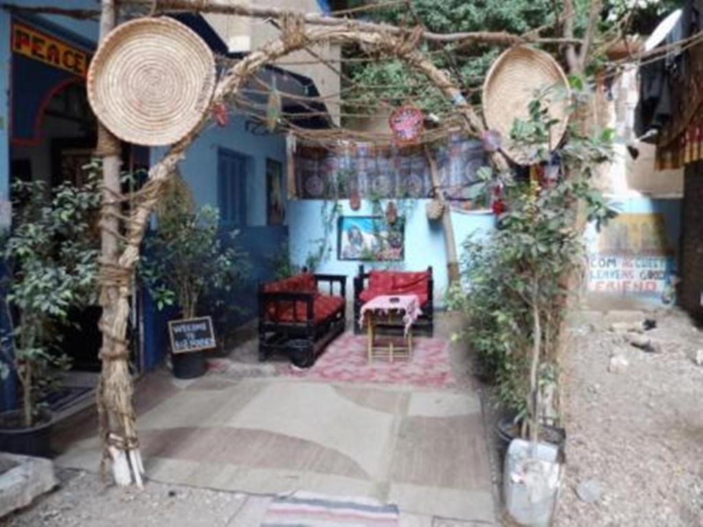 Bob Marley House Sherief Hotel Luxor Bagian luar foto